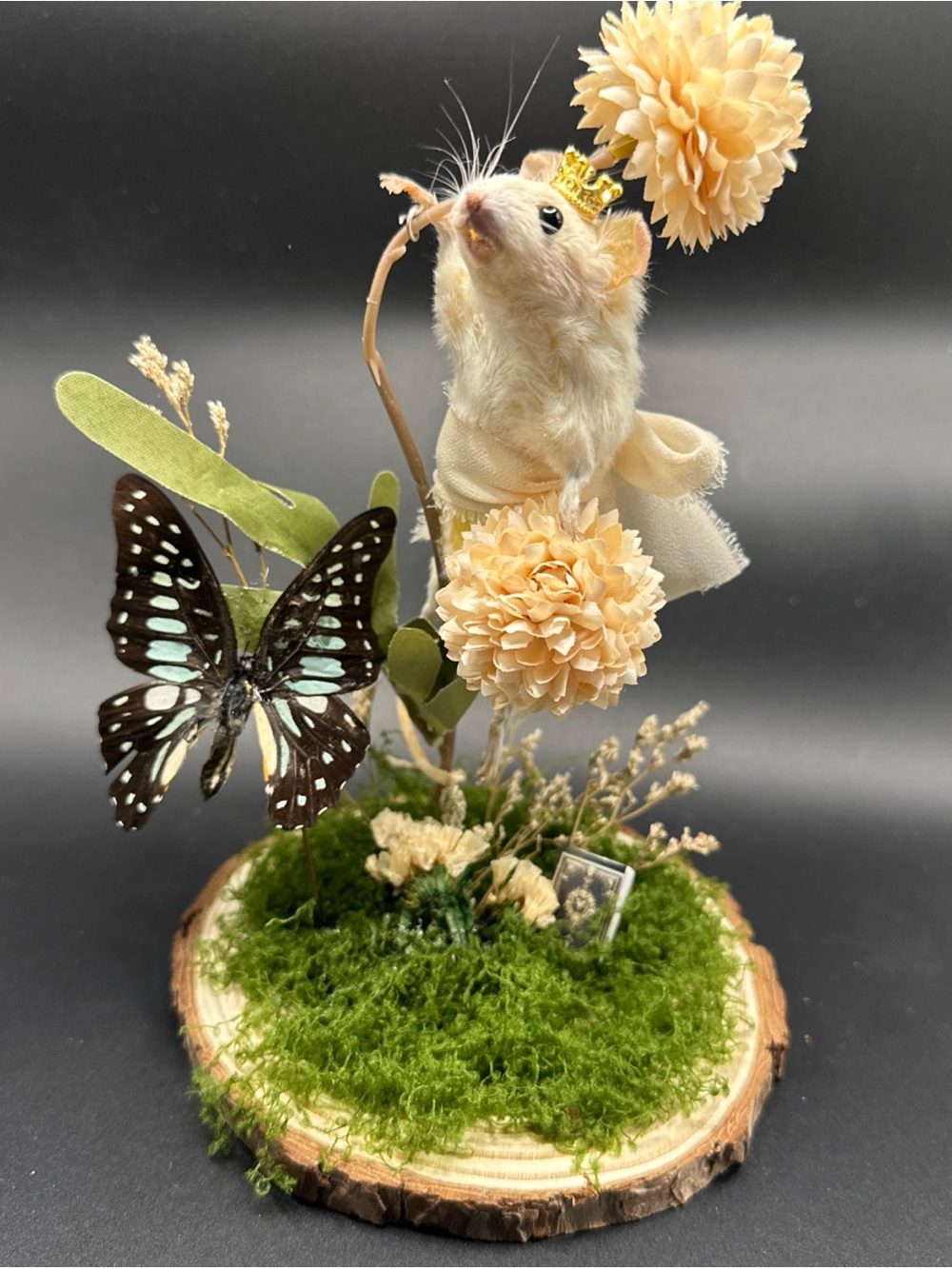 Cream Floral Mouse Butterfly Figurine Decorative Accent for Small Pets Displays